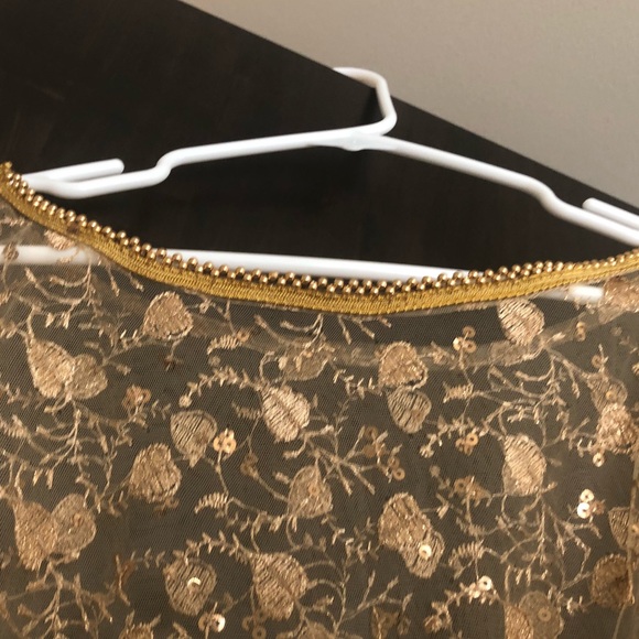 Poncho - Picture 8 of 8